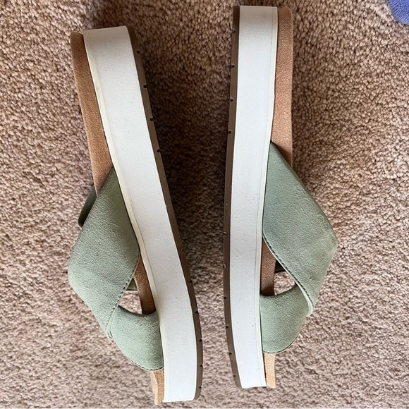 Koolaburra by Ugg Carenza Platform Slides - Picture 6 of 10